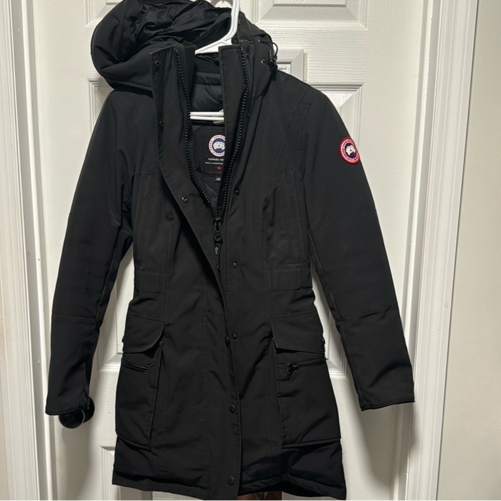 Canadá goose  XS Women's Black Parka Coat RESERVED FOR @tiffylin only